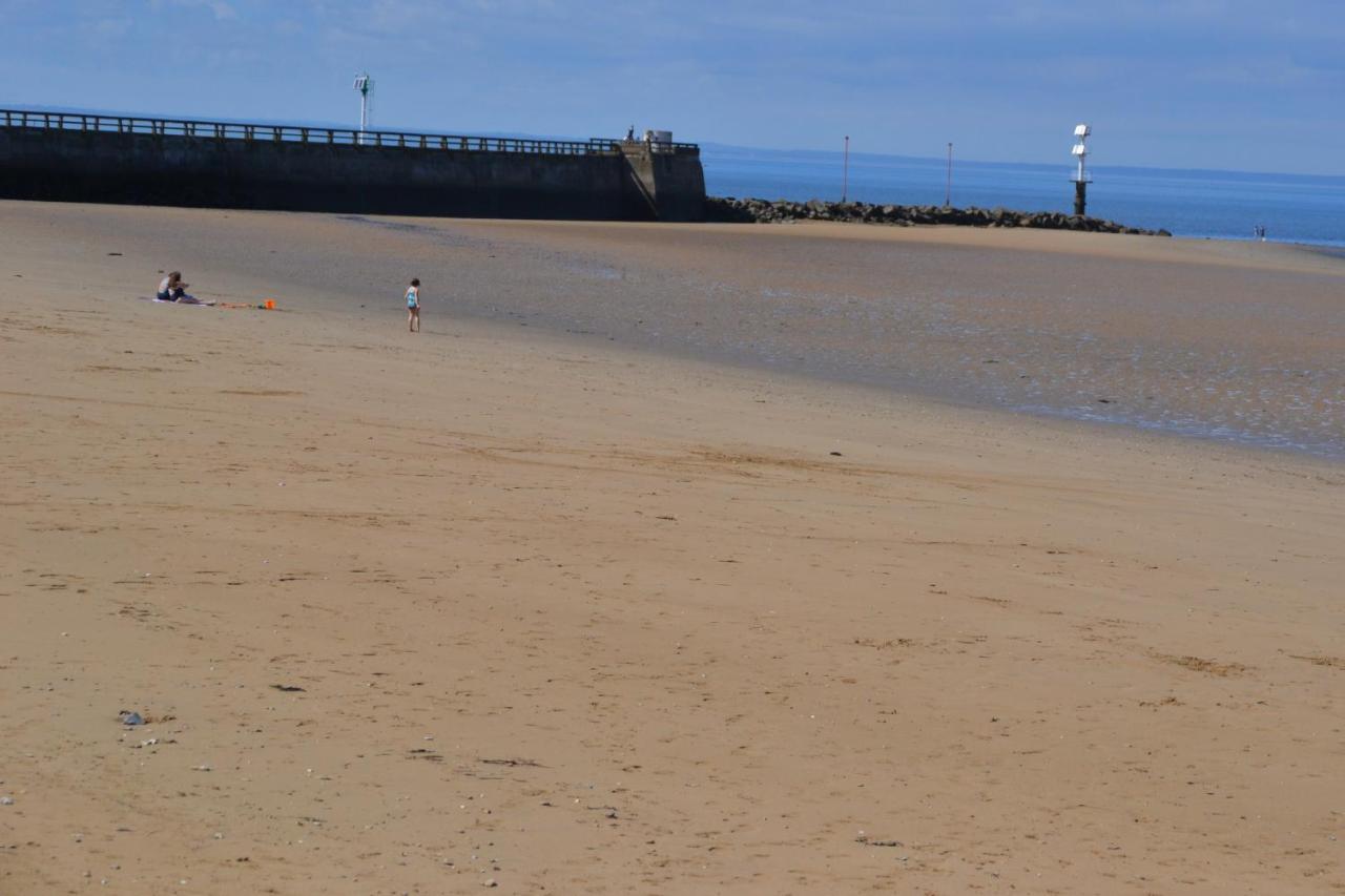 Gite "Au P'Tit Tourois" De Plain-Pied Tout Confort Avec Veranda Proche D'Omaha Beach Et De Bayeux Accueillant Les Animaux Esterno foto