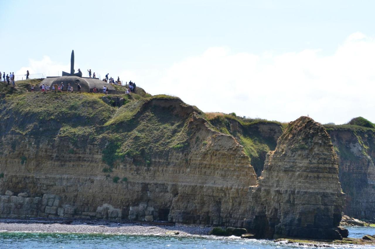 Gite "Au P'Tit Tourois" De Plain-Pied Tout Confort Avec Veranda Proche D'Omaha Beach Et De Bayeux Accueillant Les Animaux Esterno foto